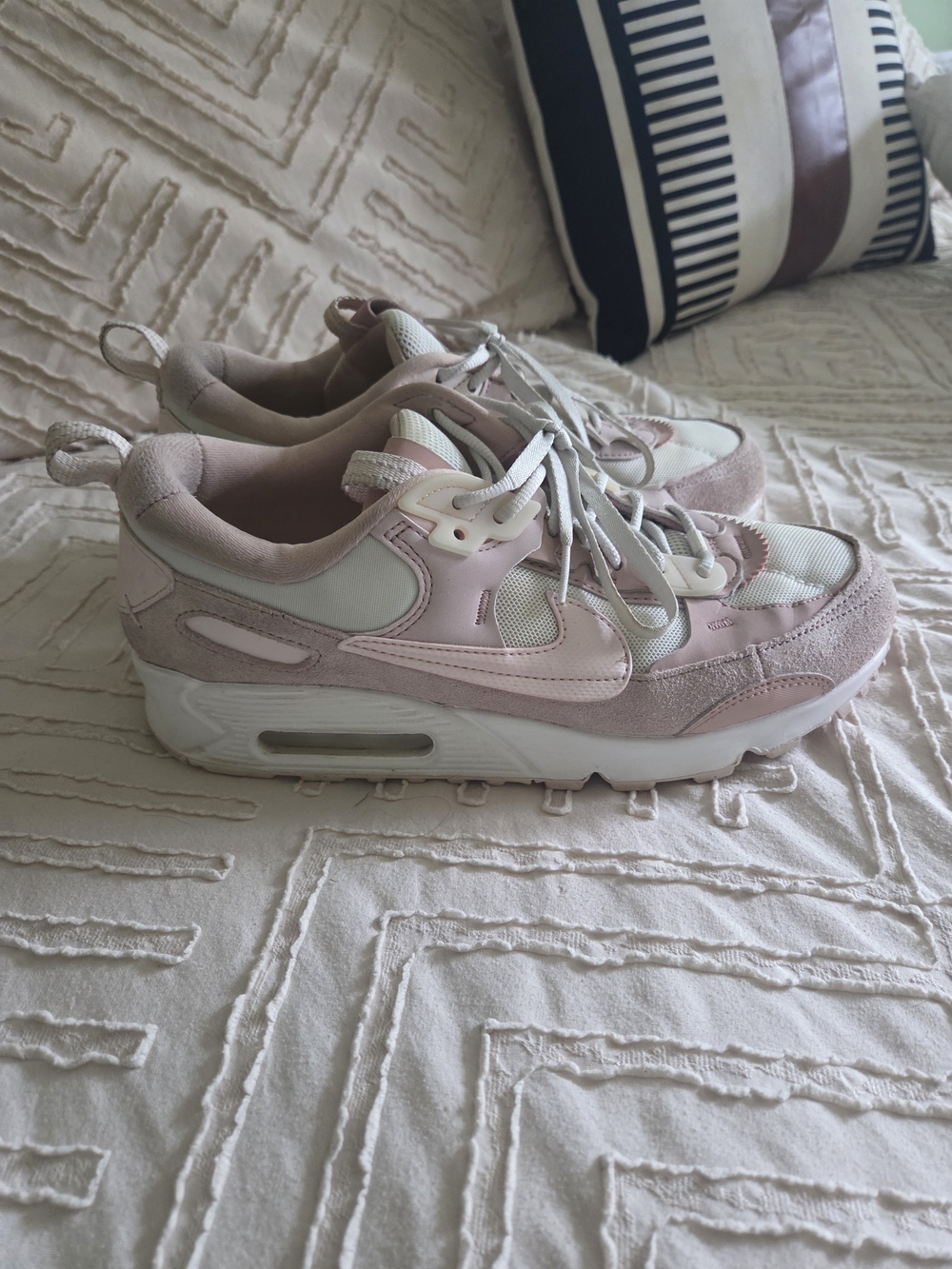 Nike Women’s Air Max 90 Futura